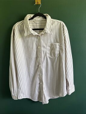 Maurices Cream and Black Striped Button-Up Shirt Size L